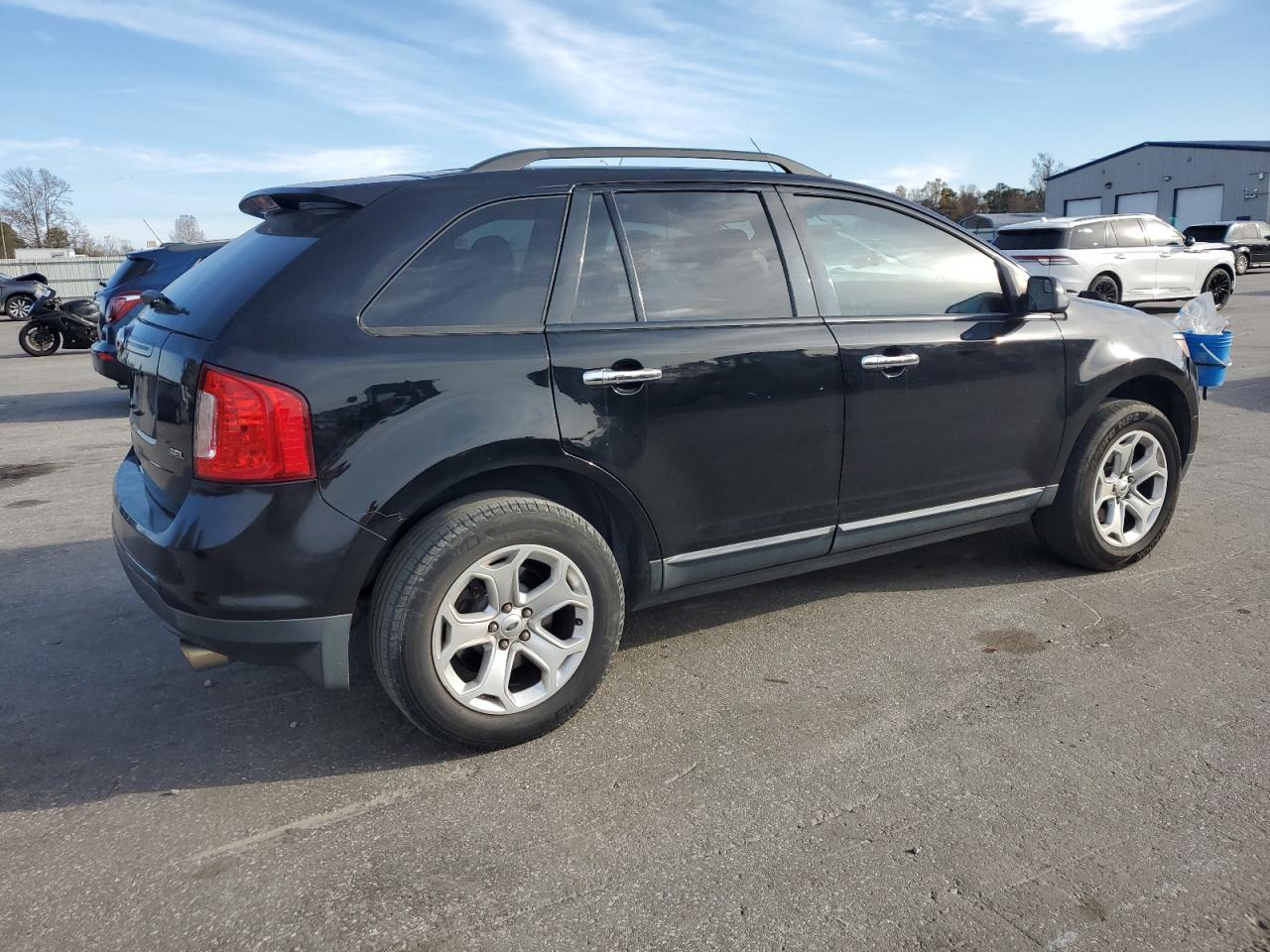 FORD EDGE SEL