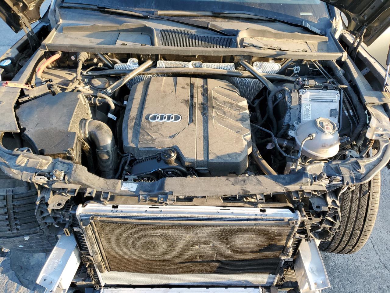 AUDI Q5 PREMIUM PLUS 40