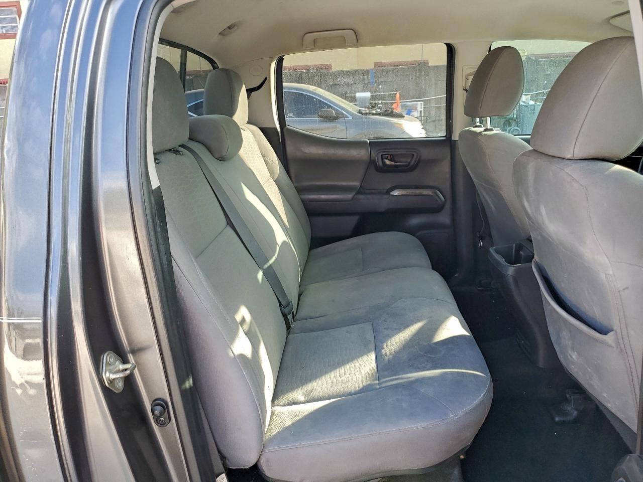 TOYOTA TACOMA DOUBLE CAB