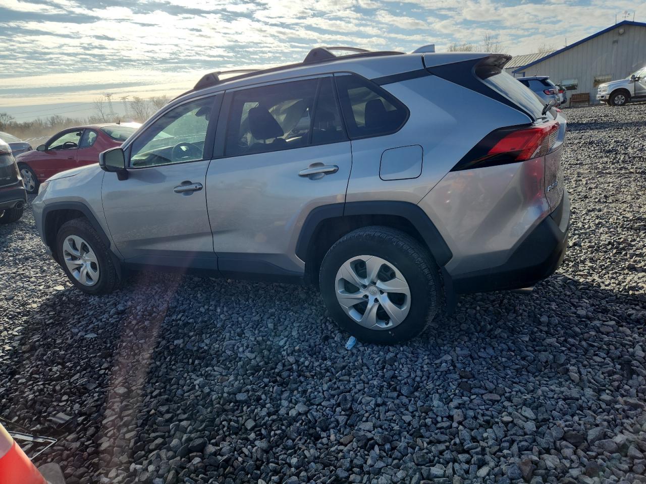 TOYOTA RAV4 LE
