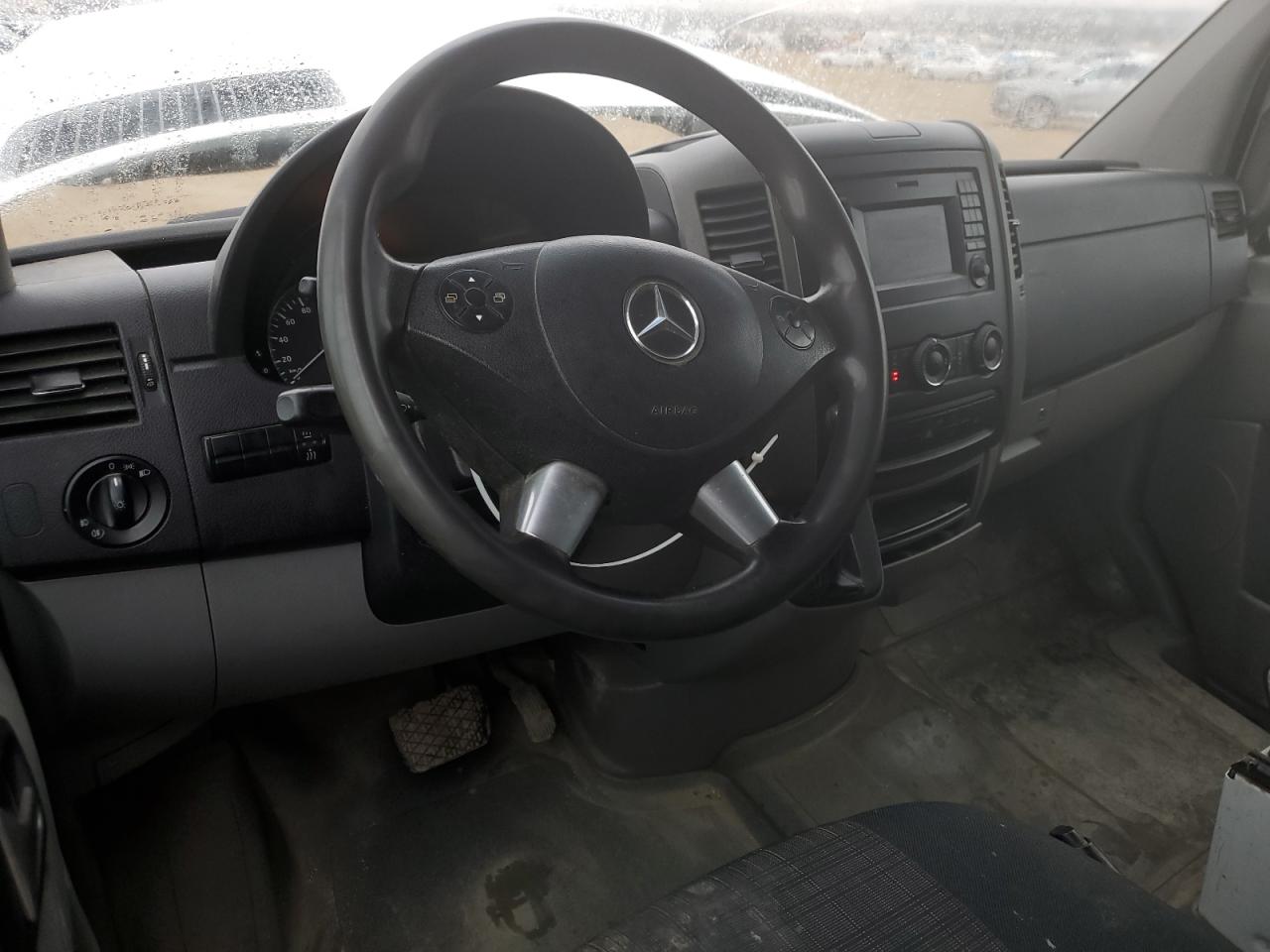 MERCEDES-BENZ SPRINTER 2500