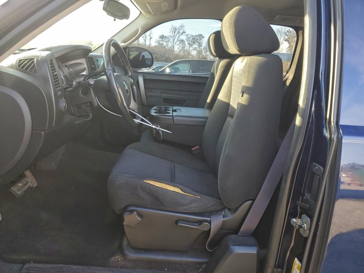 CHEVROLET SILVERADO C1500 LT