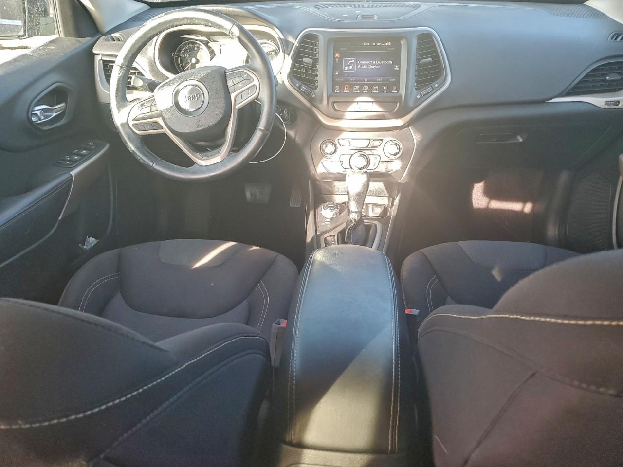 JEEP GRAND CHEROKEE LATITUDE