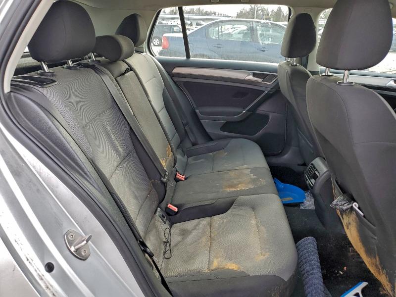 2016 VOLKSWAGEN E-GOLF SE #3304664957