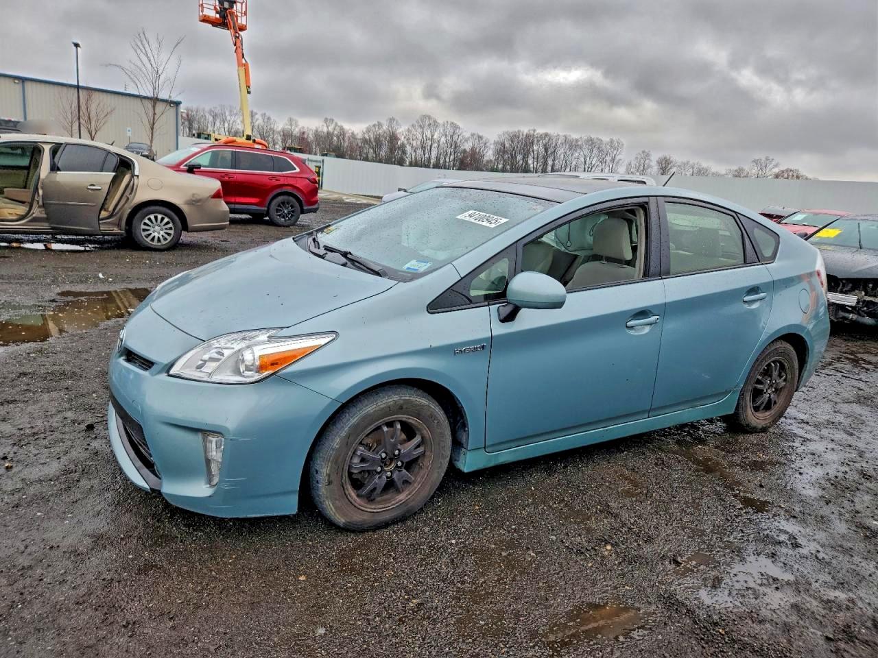 TOYOTA PRIUS