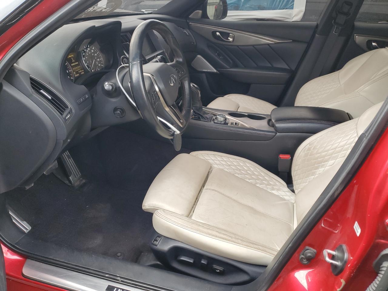 INFINITI Q50 RED SPORT 400