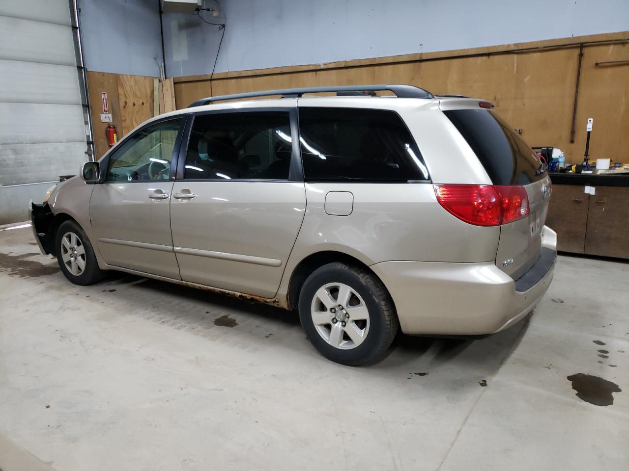 Lot #3287698008 2006 TOYOTA SIENNA XLE