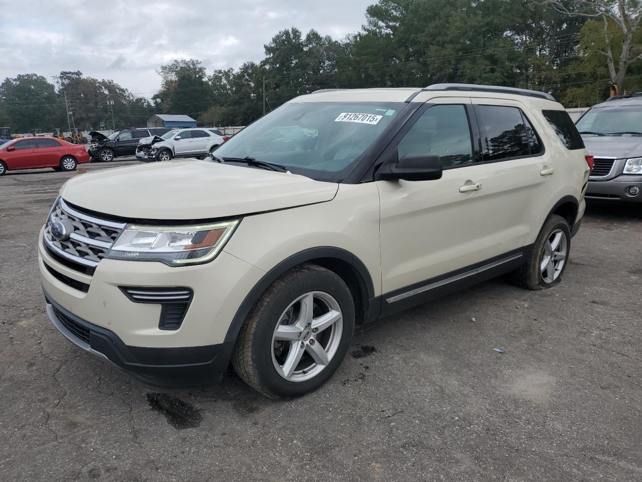 FORD EXPLORER XLT