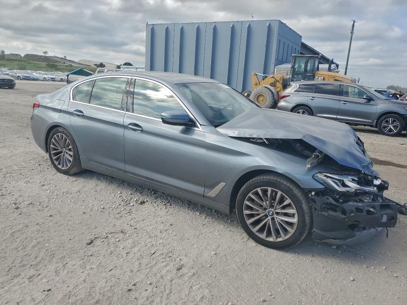 2022 BMW 530 XI #3311502257