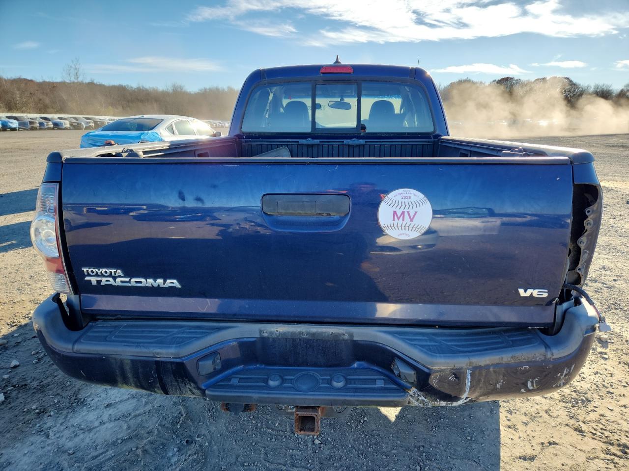 TOYOTA TACOMA