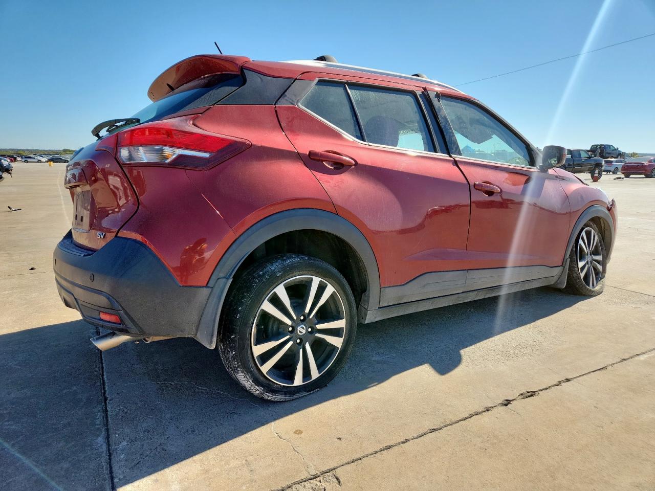 NISSAN KICKS S