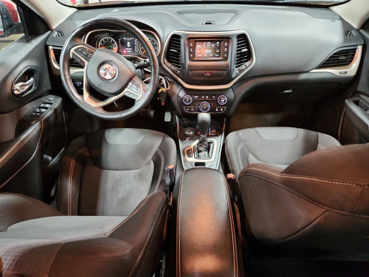 JEEP GRAND CHEROKEE LATITUDE