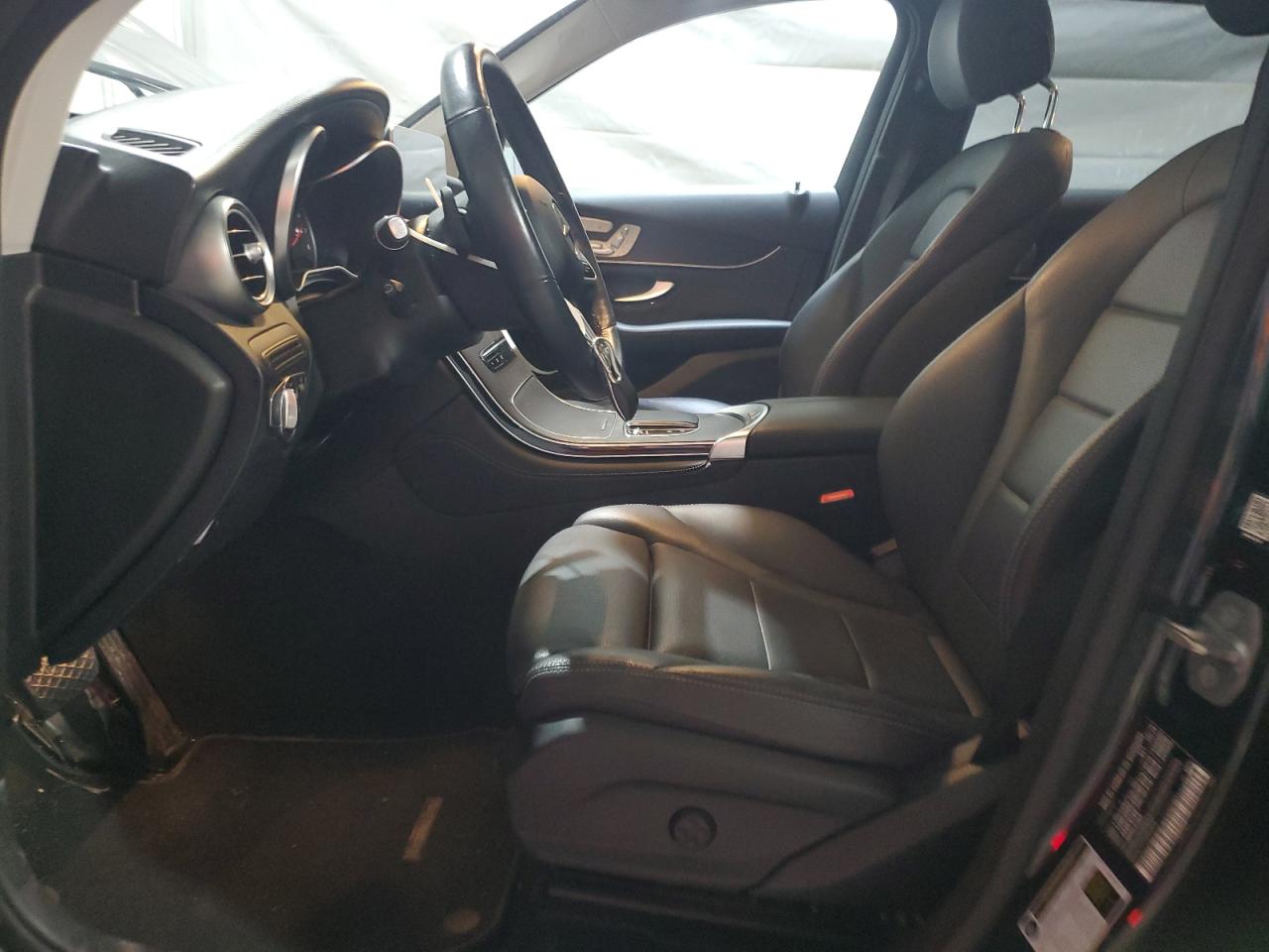 MERCEDES-BENZ GLC-CLASS 300 4MATIC