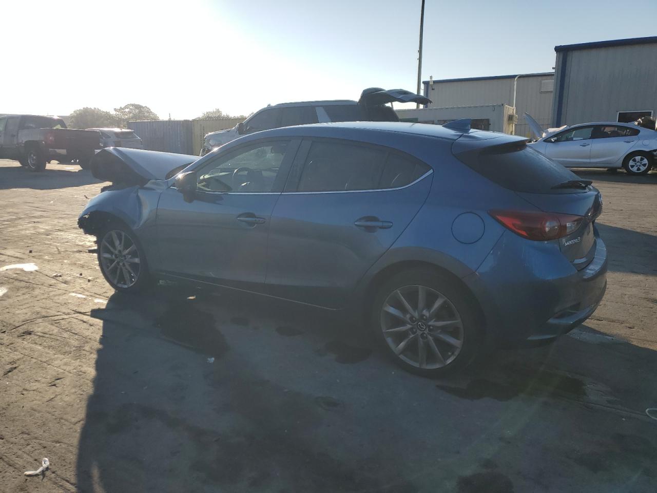 MAZDA 3 GRAND TOURING