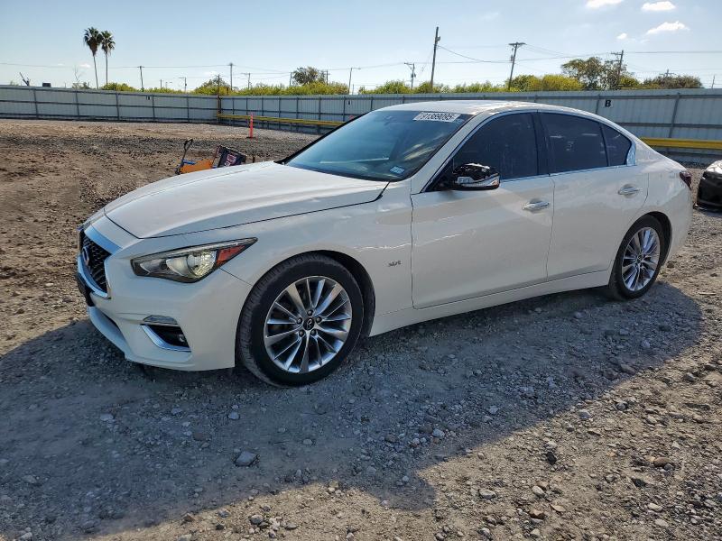 INFINITI Q50 PURE