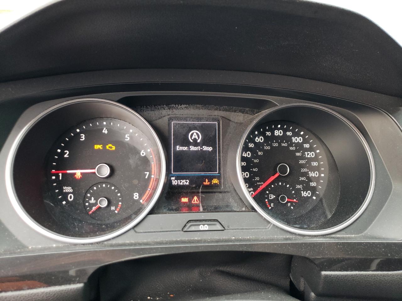 VOLKSWAGEN TIGUAN SE