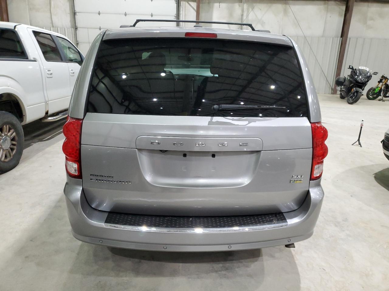 DODGE GRAND CARAVAN SXT