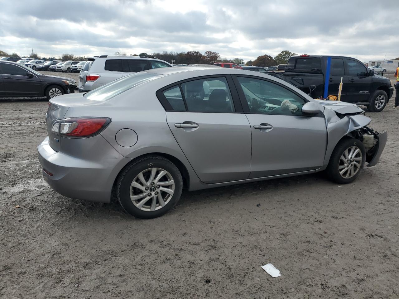 Lot #3308443301 2013 MAZDA 3 I