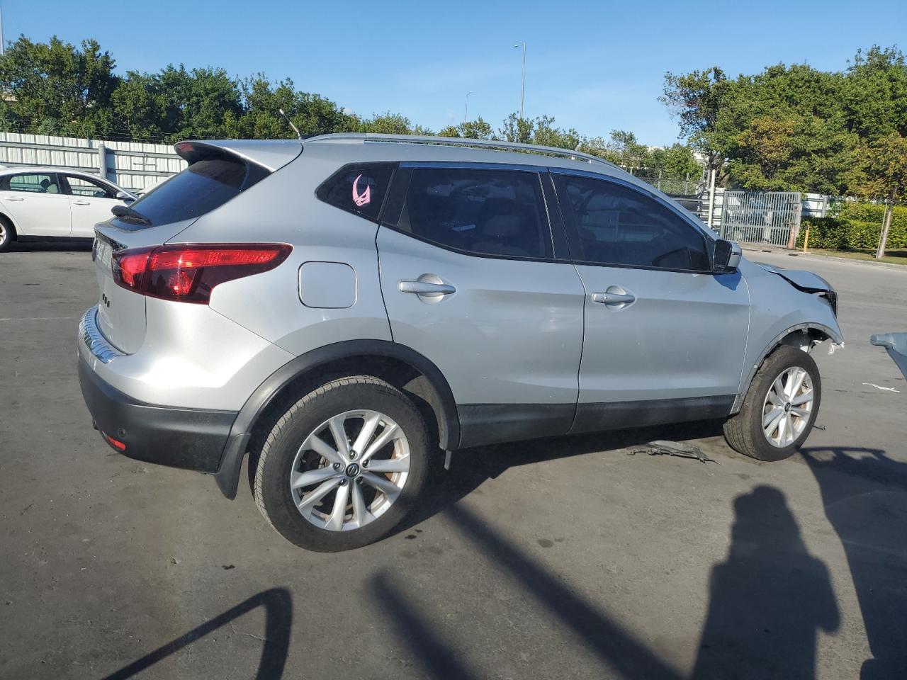 NISSAN ROGUE SPORT S