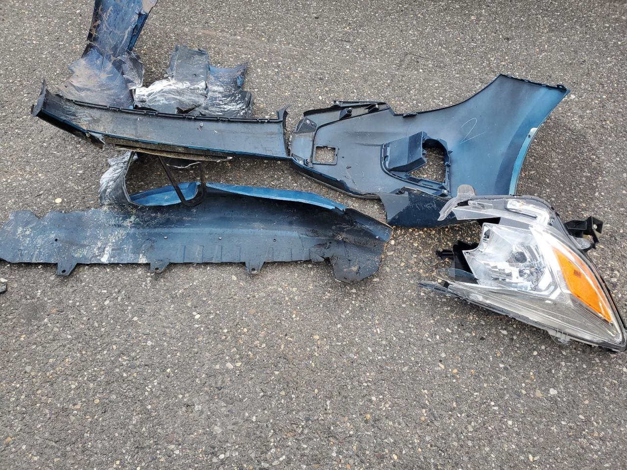 MITSUBISHI MIRAGE ES