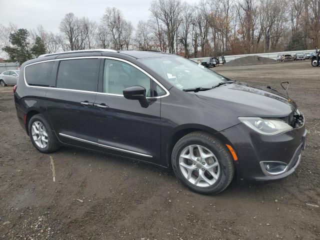2017 CHRYSLER PACIFICA T #3303884692