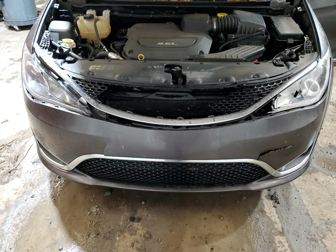 CHRYSLER PACIFICA TOURING L