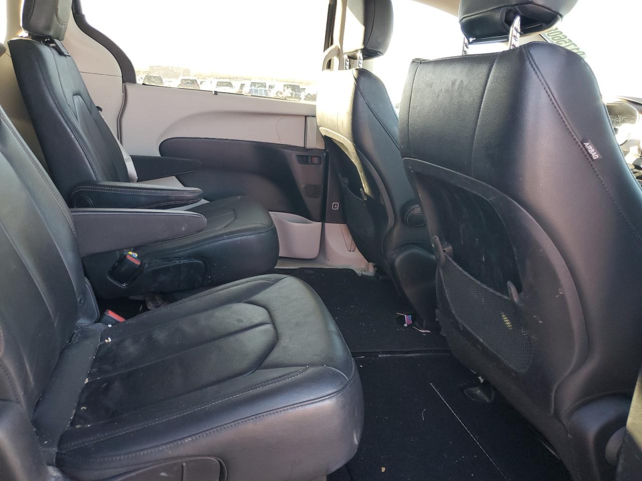 CHRYSLER PACIFICA TOURING L