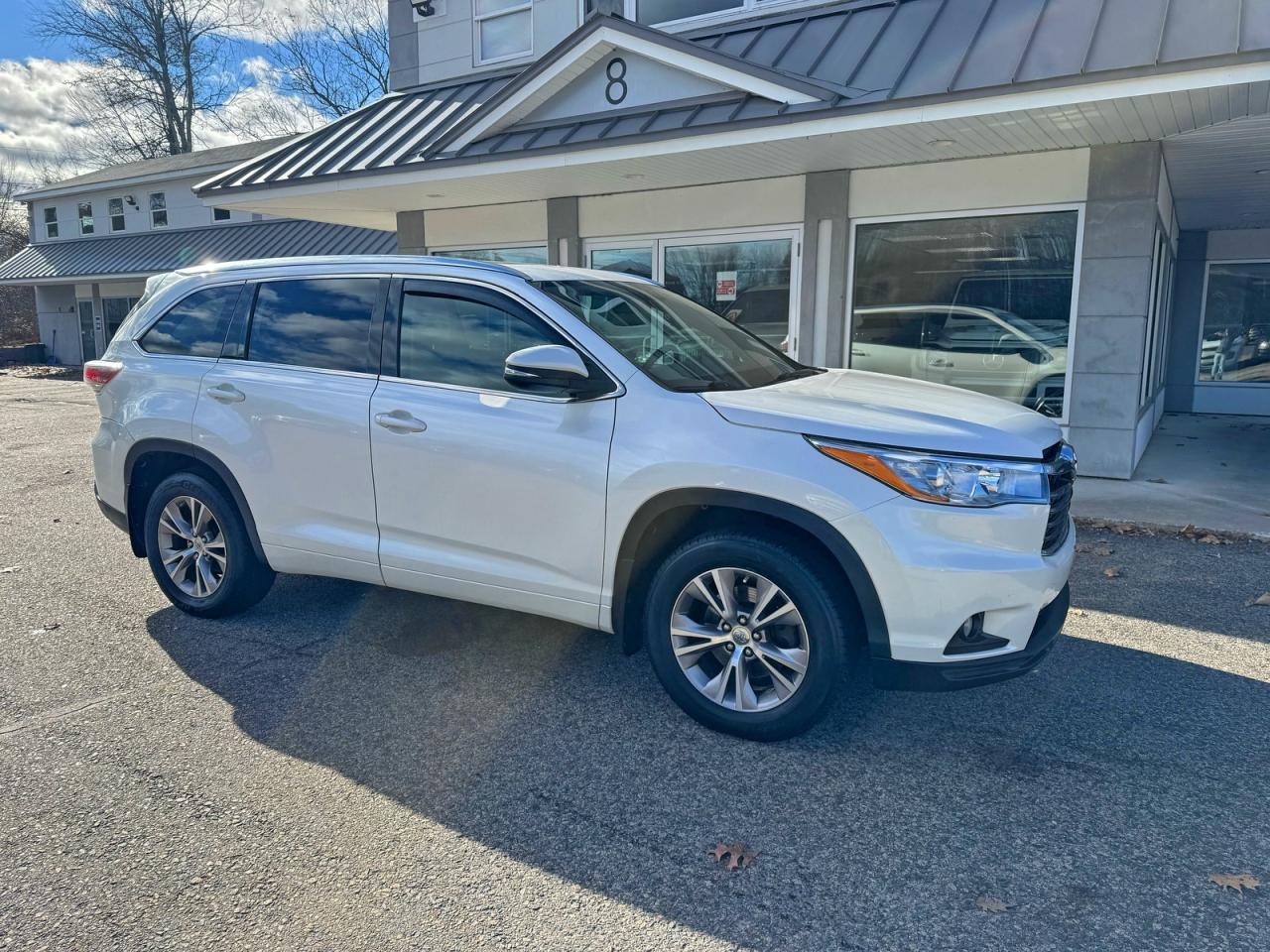 TOYOTA HIGHLANDER XLE