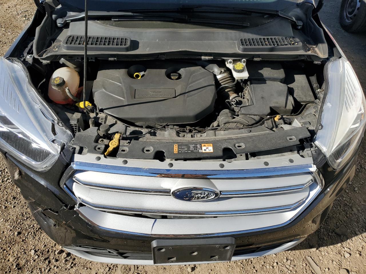 FORD ESCAPE TITANIUM