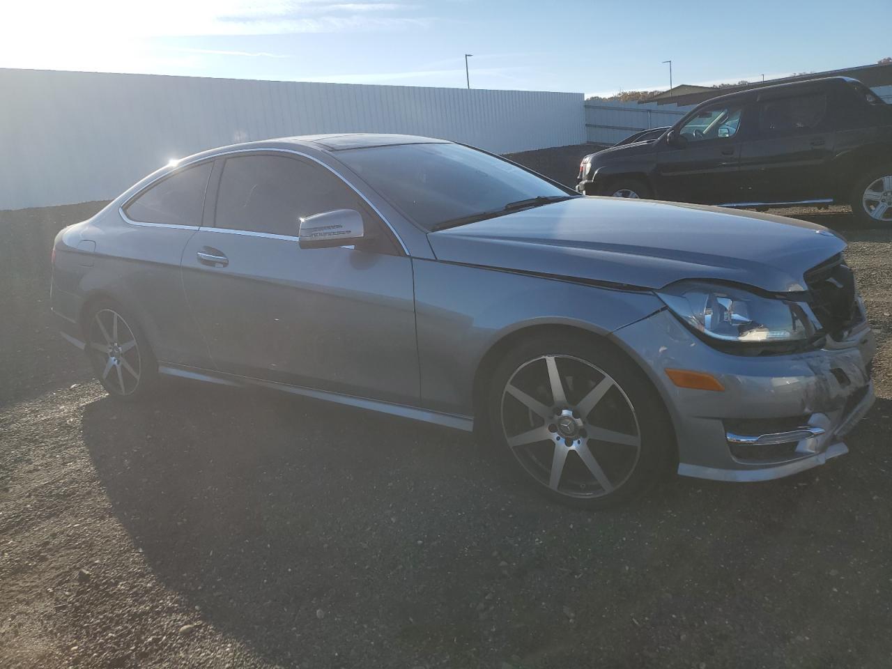 MERCEDES-BENZ C-CLASS 250