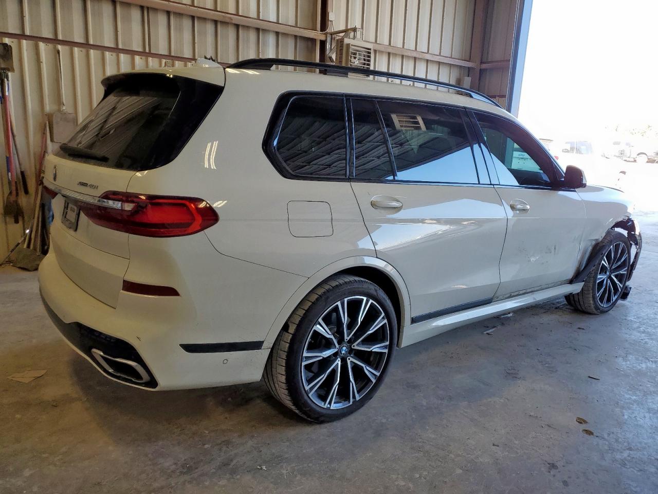 BMW X7 XDRIVE40I