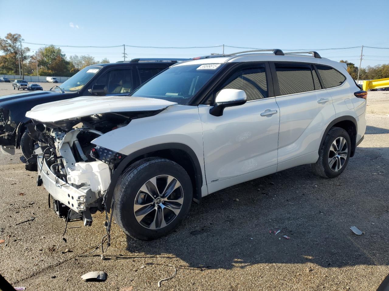 TOYOTA HIGHLANDER HYBRID XLE