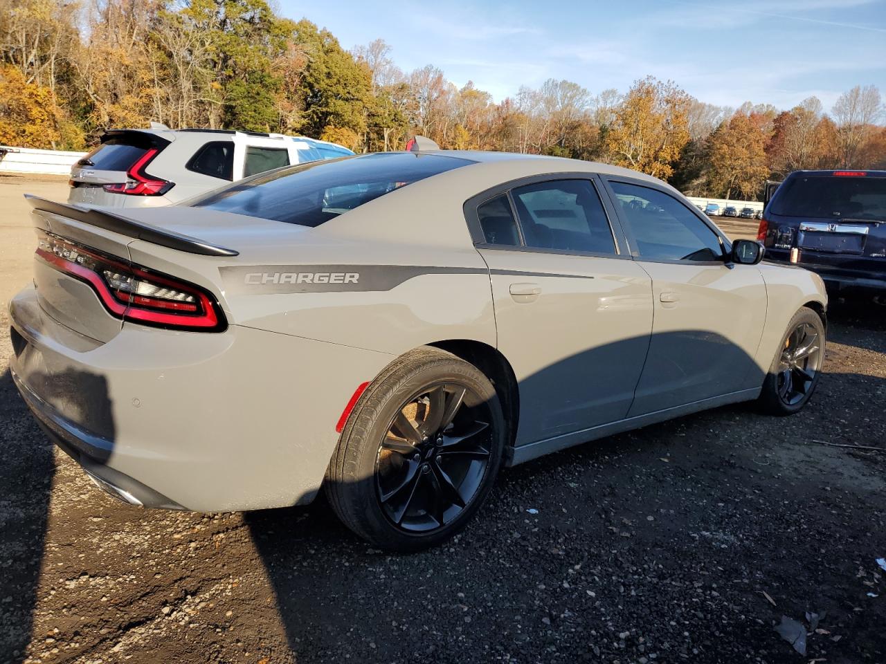 Lot #3316720416 2018 DODGE CHARGER SX