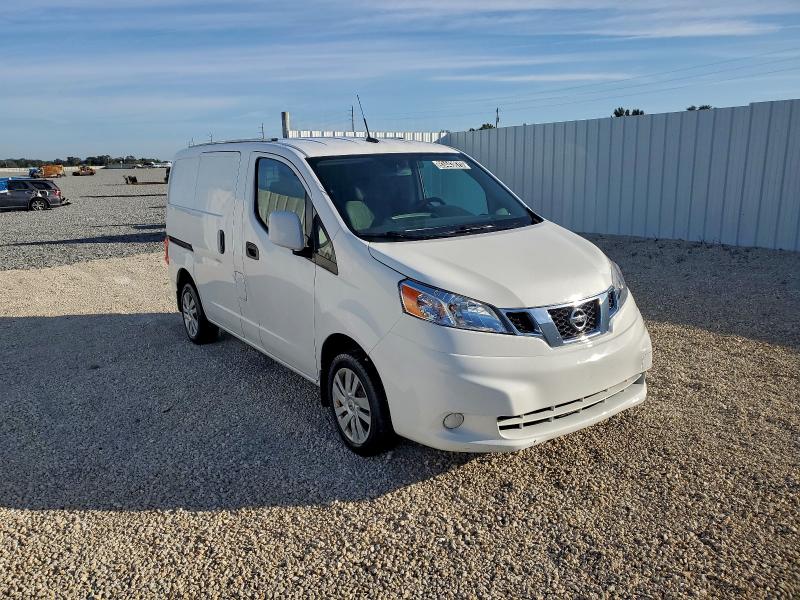 2015 NISSAN NV200 #3302165747