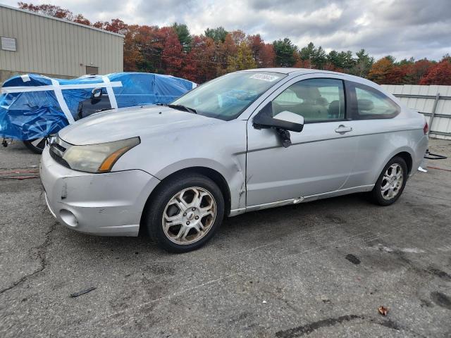 Global Auto Auctions: 2009 FORD FOCUS SE