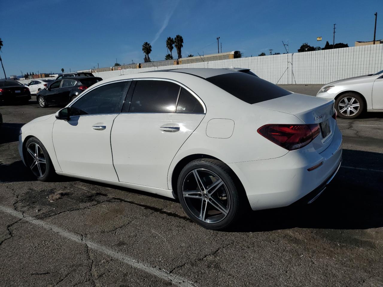 MERCEDES-BENZ A-CLASS 220