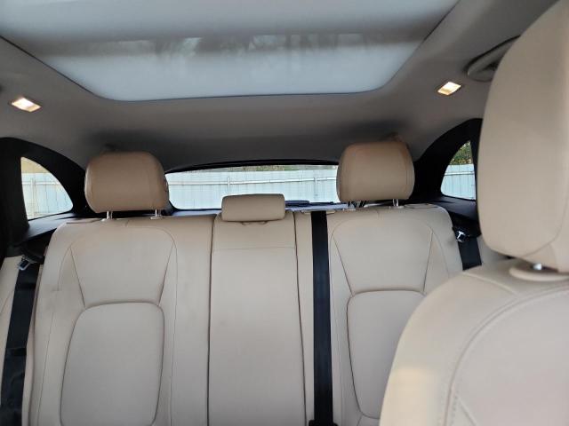 2017 JAGUAR F-PACE PRE - SADCJ2BN7HA488646