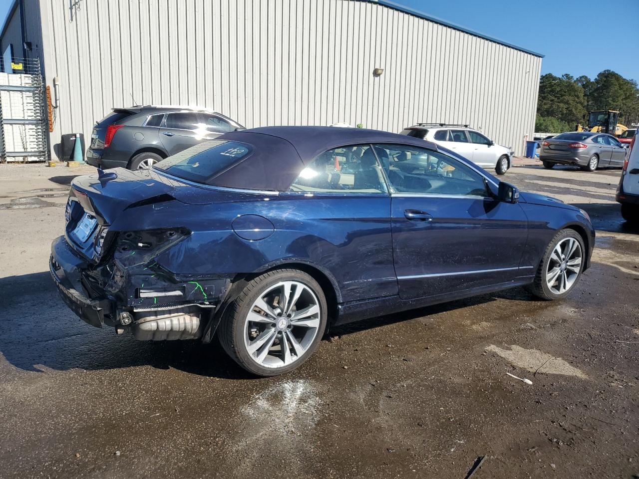 MERCEDES-BENZ E-CLASS 400