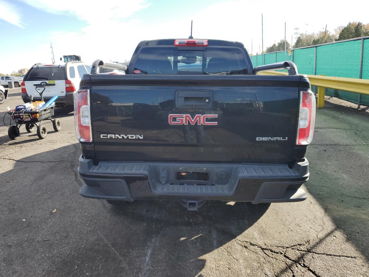 GMC CANYON DENALI