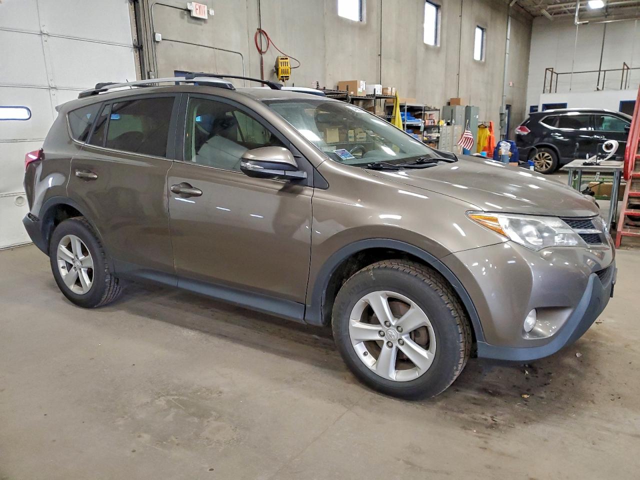 TOYOTA RAV4 XLE