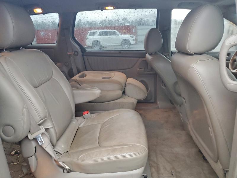 2010 TOYOTA SIENNA XLE #3302738026