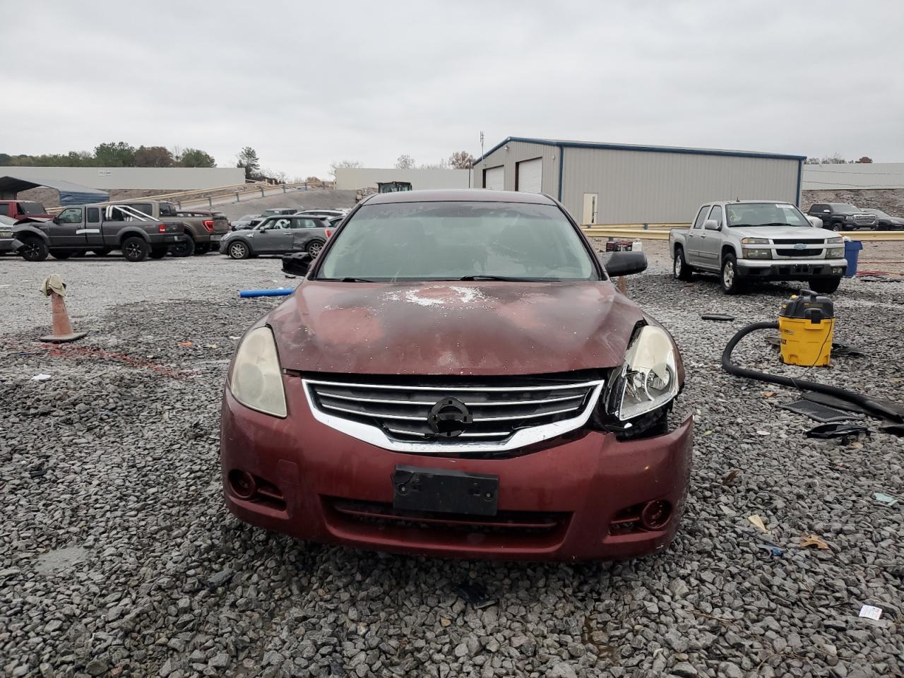 NISSAN ALTIMA BASE