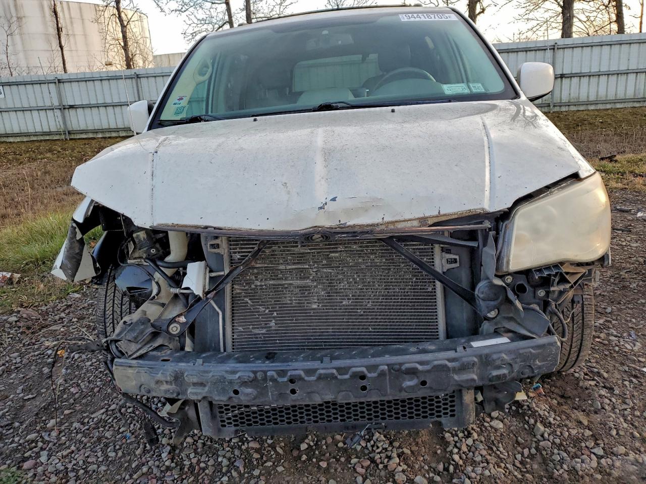 Lot #3304516571 2008 CHRYSLER TOWN & COU