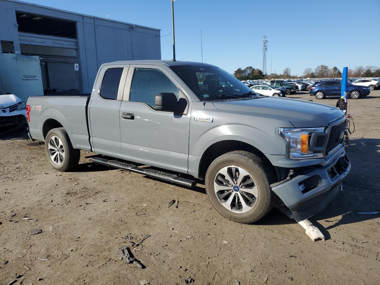 FORD F-150 SUPER CAB