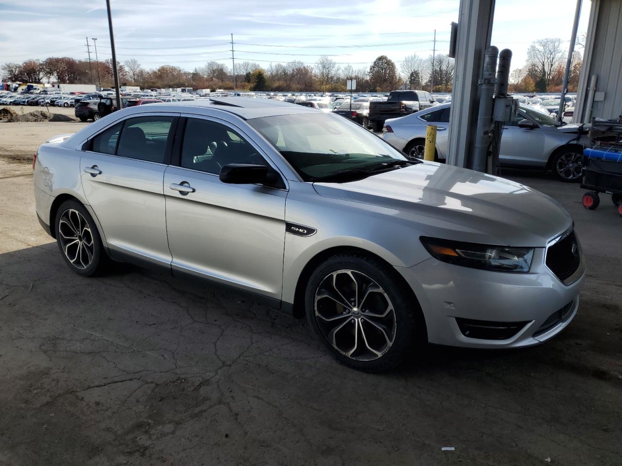 FORD TAURUS SHO