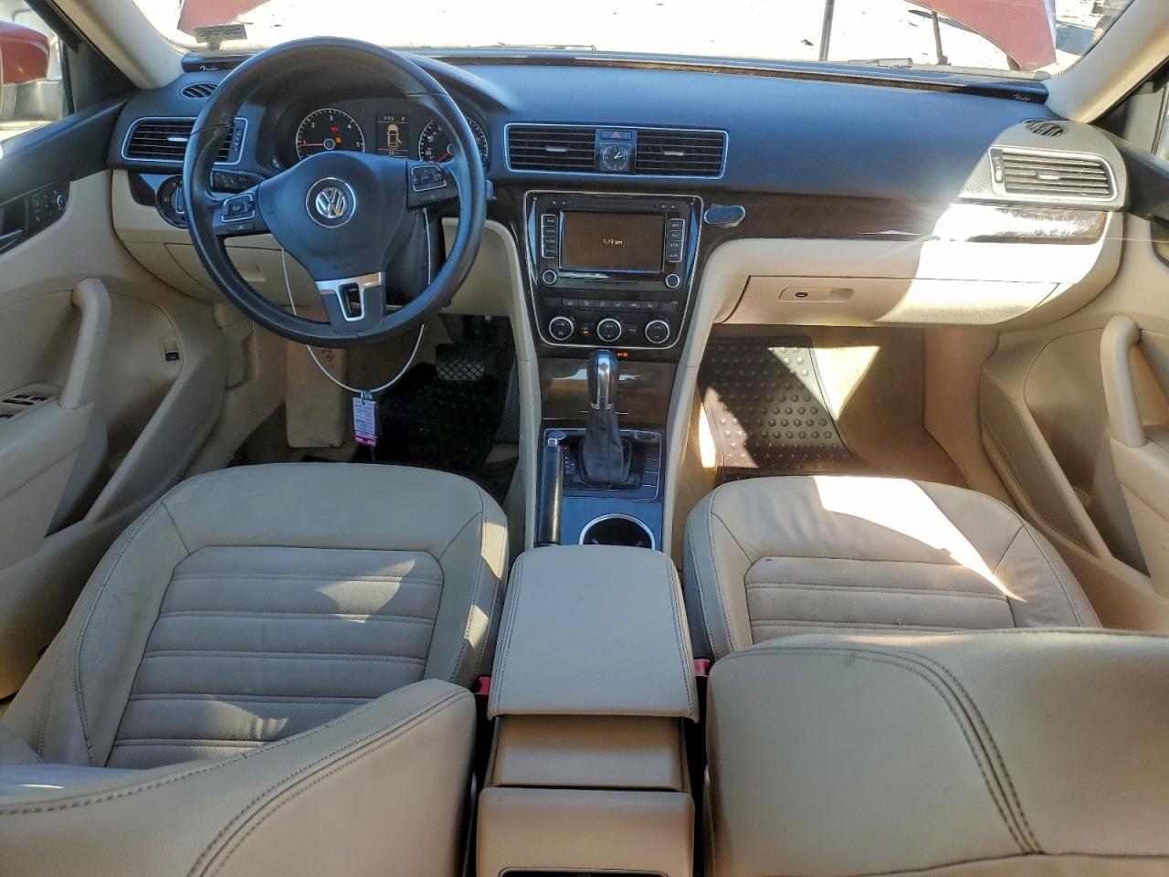 VOLKSWAGEN PASSAT SEL