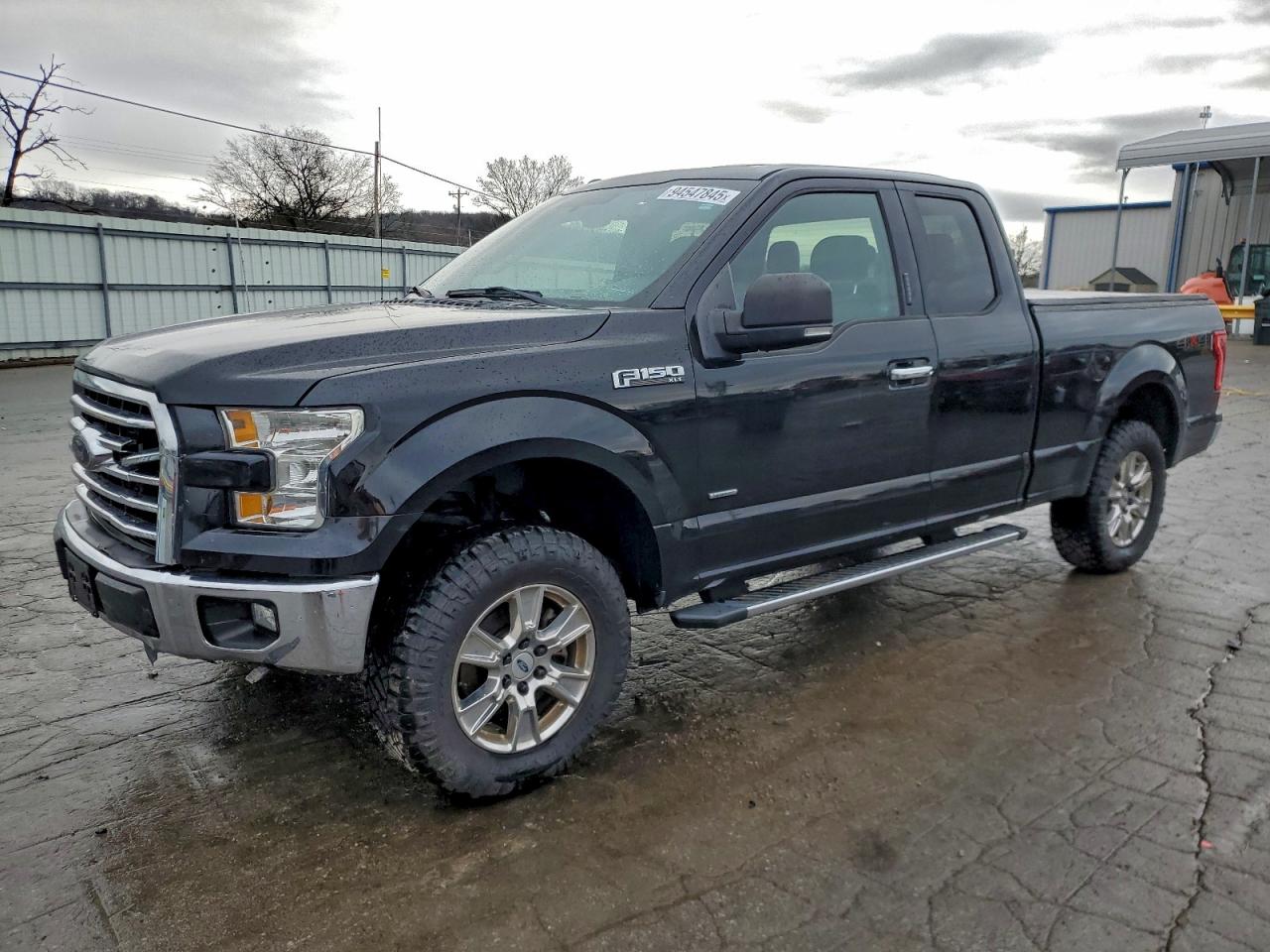 FORD F-150 SUPER CAB