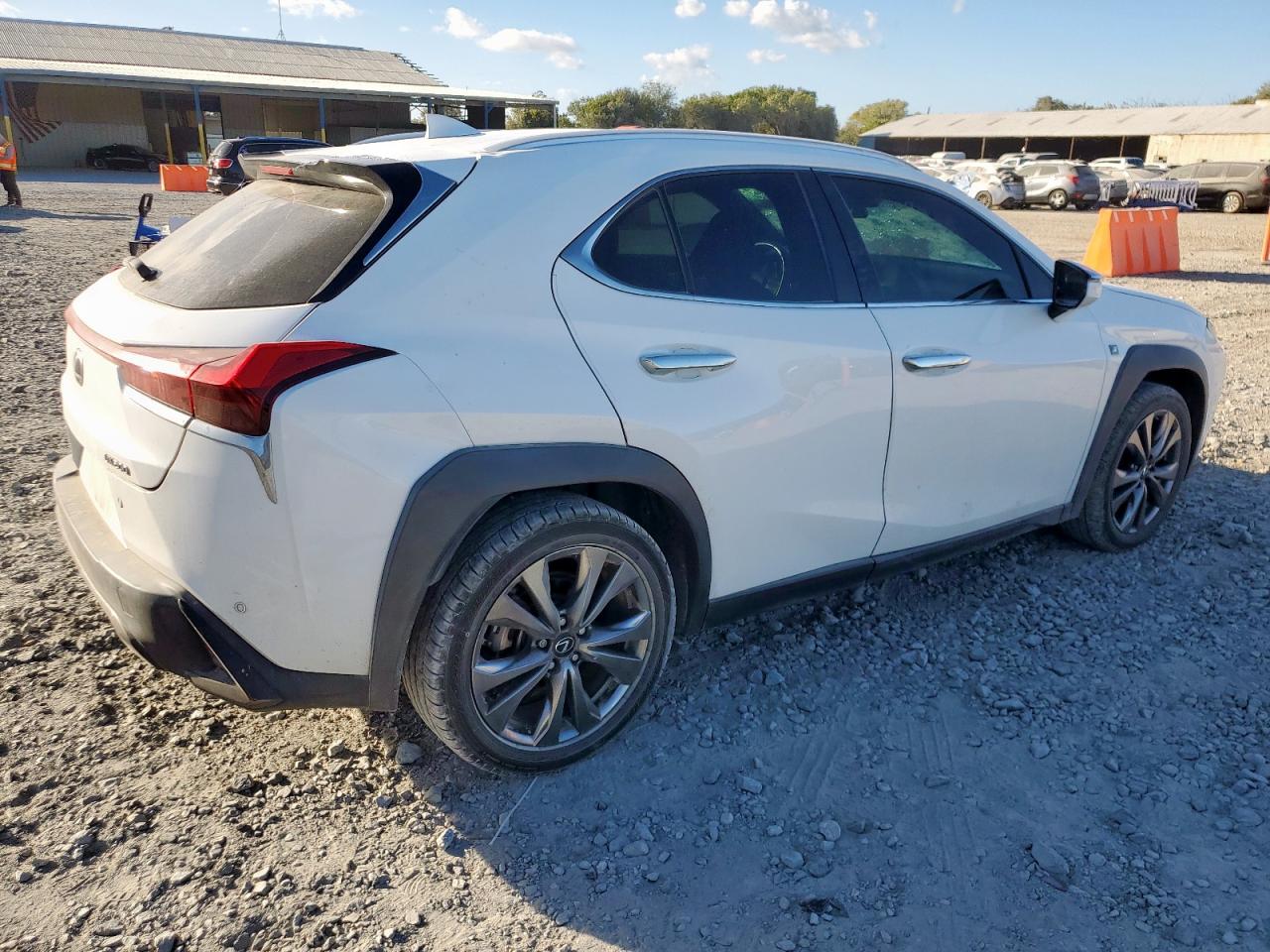 LEXUS UX 200