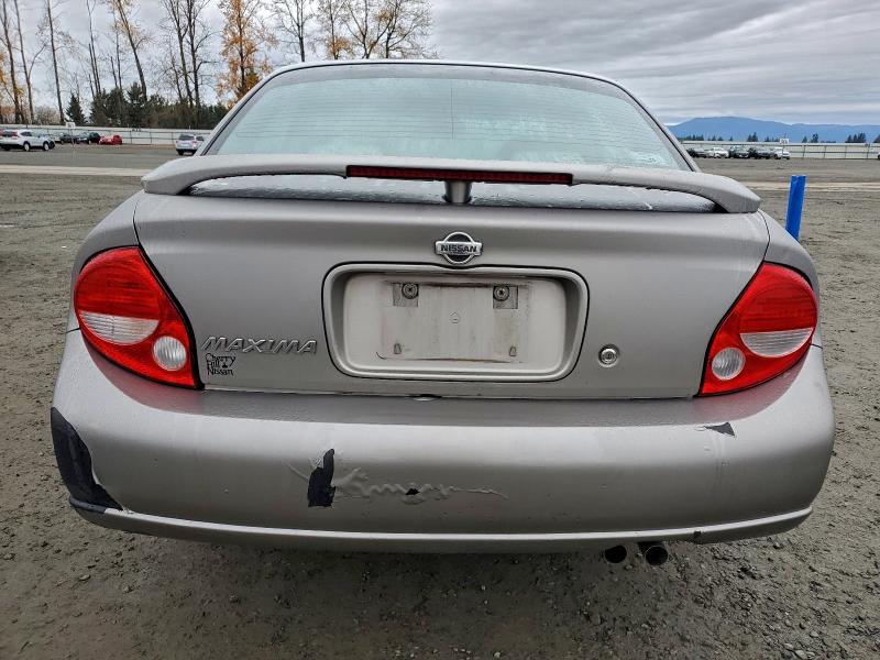 2001 NISSAN MAXIMA GXE #3304059528