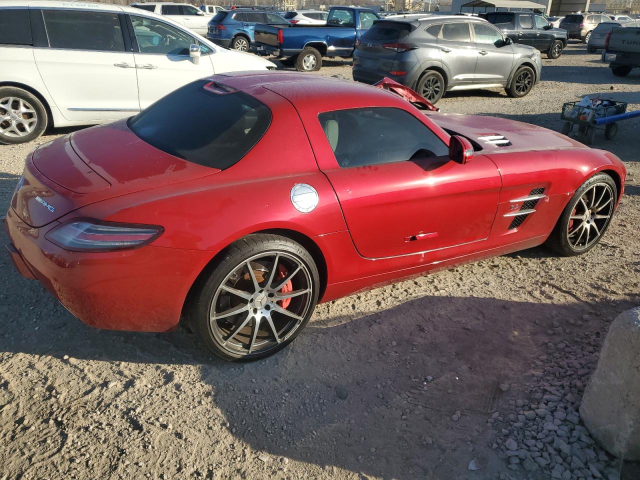 MERCEDES-BENZ SLS-CLASS AMG